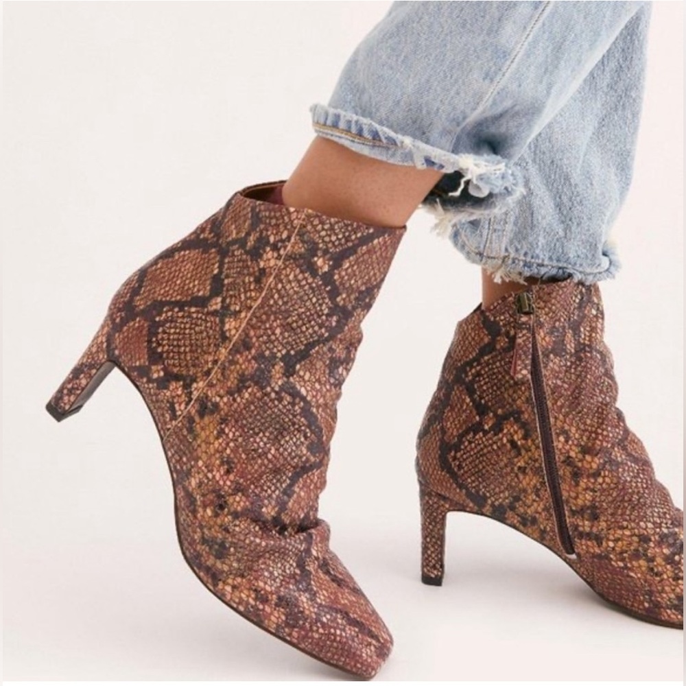Free People Cybill Heel Leather Snake Boots Size 40
